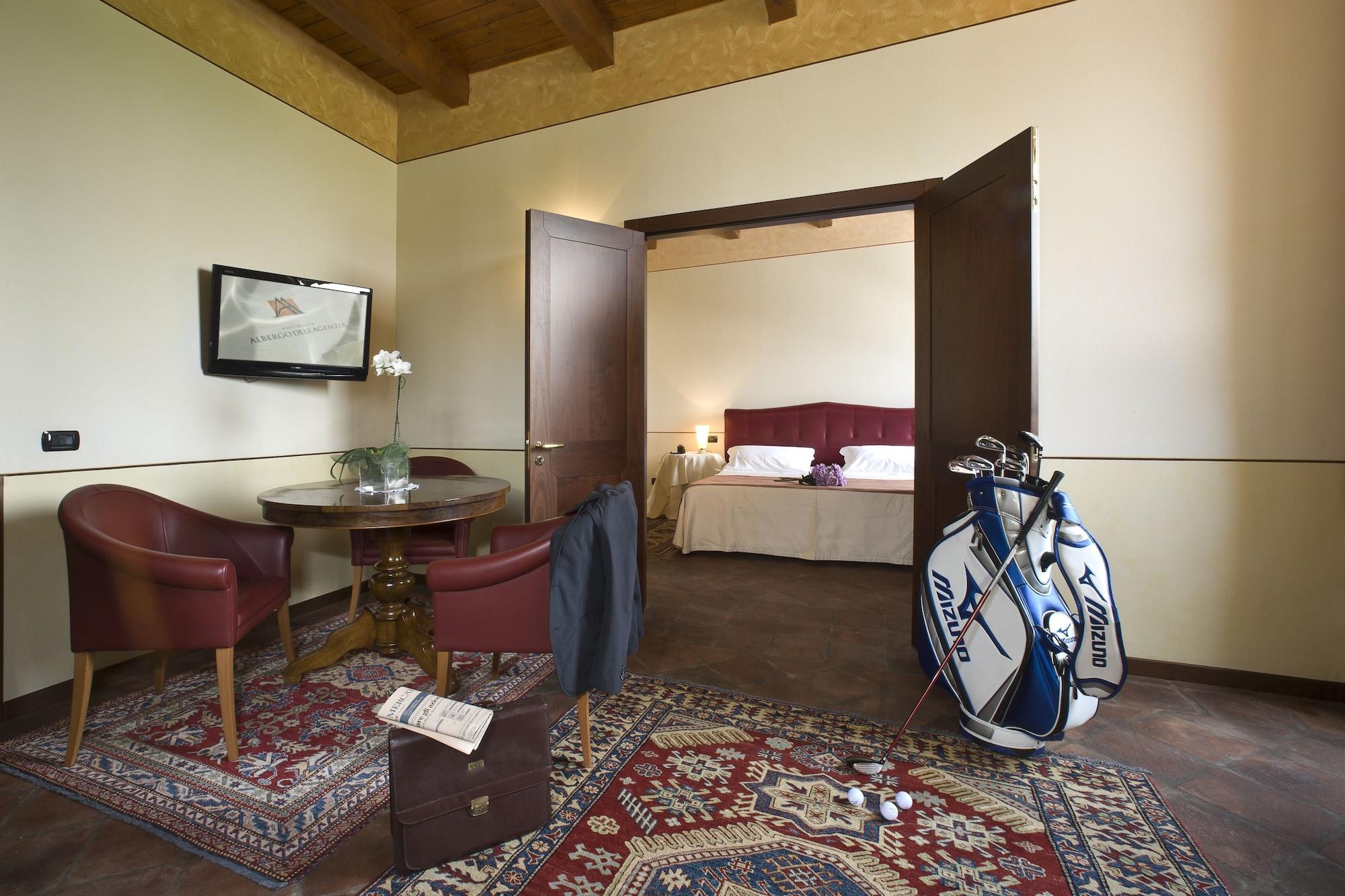 Albergo Dell'Agenzia Bra Exterior photo