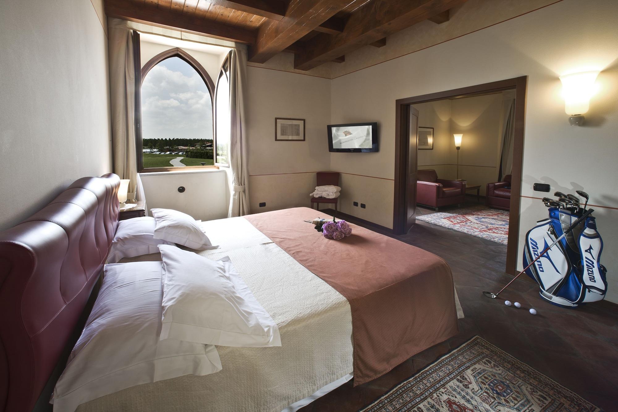 Albergo Dell'Agenzia Bra Exterior photo